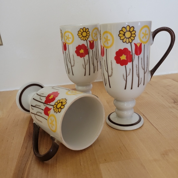 New Trends inc Japan Flower Cup Set of 3 Cups - Picture 5 of 7
